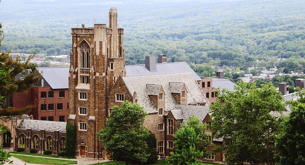 Taking Notes During College Visits